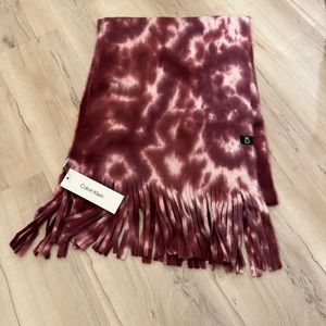 Calvin Klein Rosewood Tonal Tie-dyed Scarf